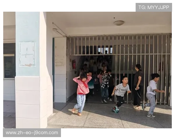 雨中踢足球让人倍感疲惫 原因与应对之策分析